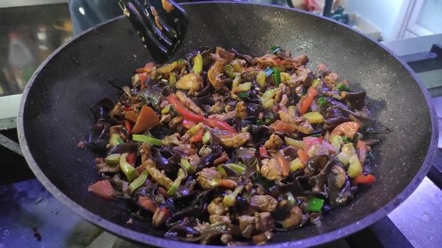 Дивноморск. Грин. Вок на обед. 2 апреля 2021 г.