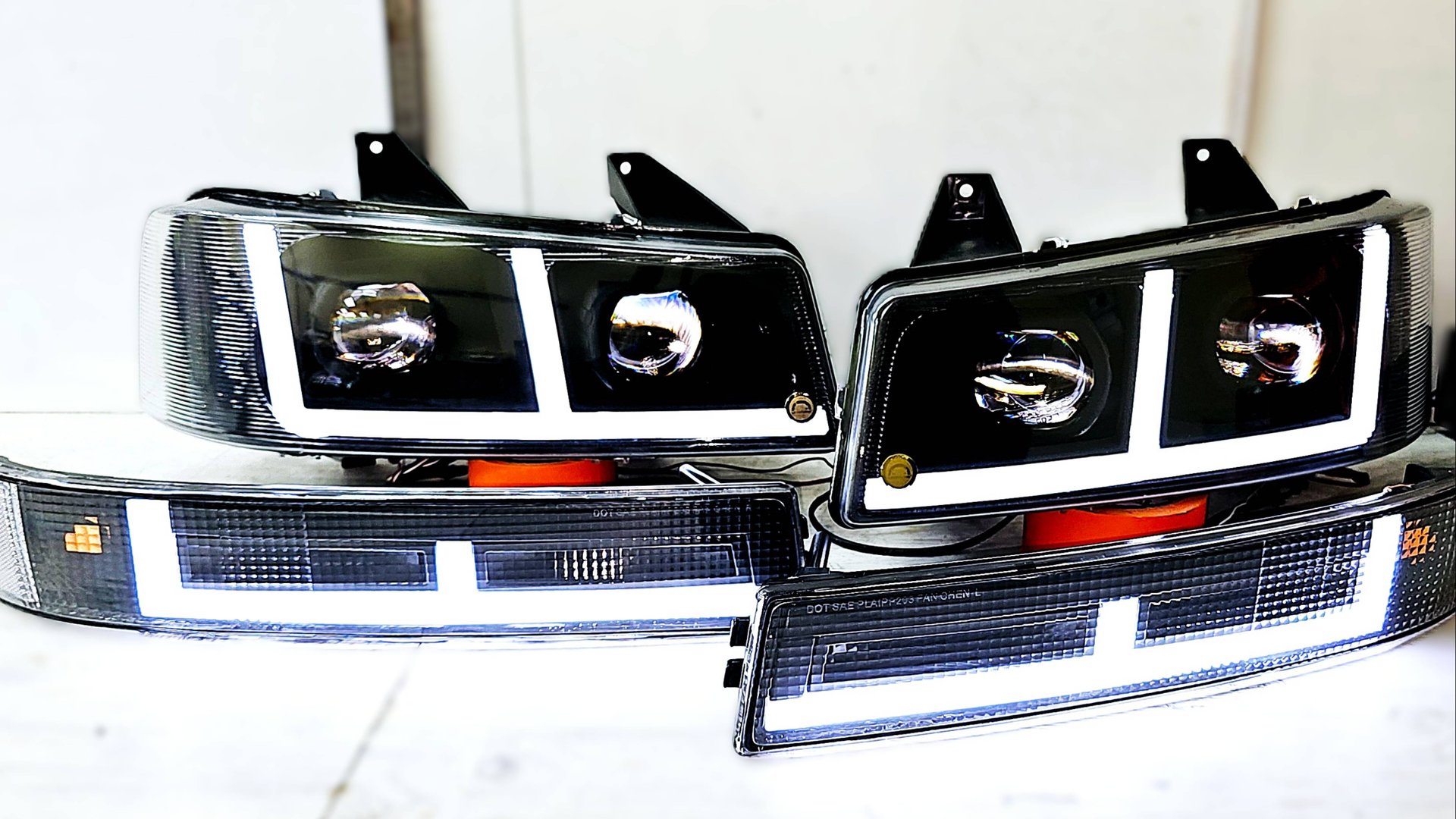 Chevrolet Express тюнинг фары QBiled от Ledstudio смотреть онлайн