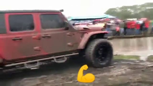 VIRAL VOCHO Humilla a JEEp en Jinotega Nicaragua :^) смотреть онлайн