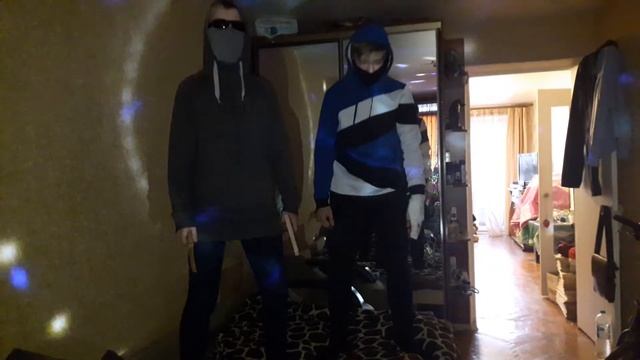 Между пацанами тает лёд смотреть онлайн