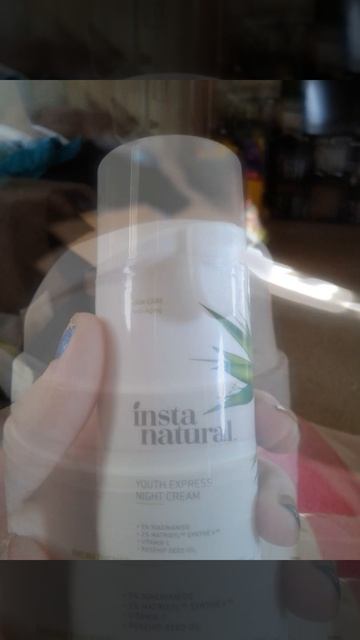 Insta Natural - Youth Express Night Cream смотреть онлайн