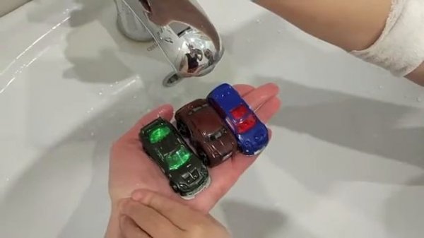 Машинки Colour Shifters Hot Wheels (Хот Вилс) меняющие цвет