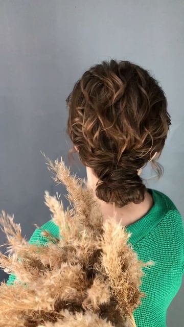 Быстрая и легкая прическа узелок. Небрежный пучок. Экспресс прическа смотреть онлайн