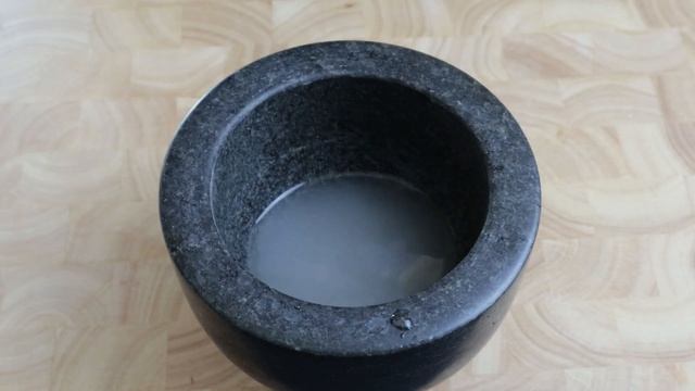 Pestle and Mortar | How to season and clean your granite Mortar THE RIGHT WAY смотреть онлайн