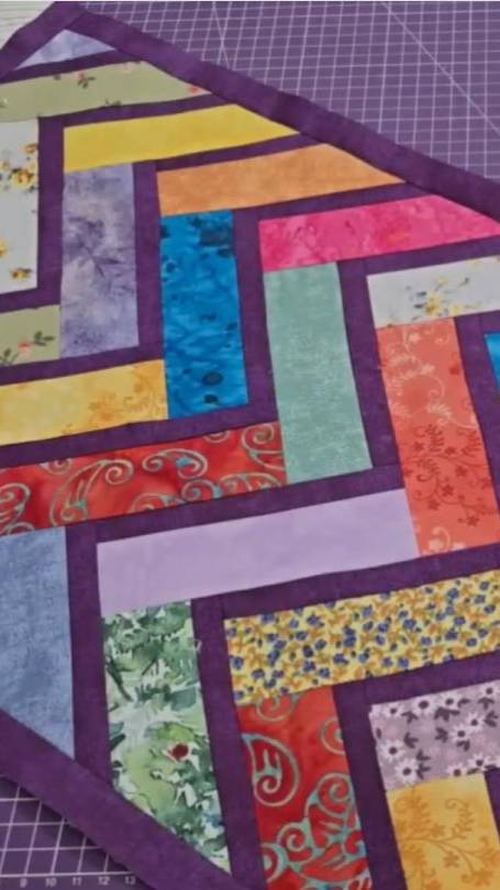 Урок пэчворка: невероятно красивый узор для одеяла, созданный из полосок шириной всего 2 дюйма смотреть онлайн