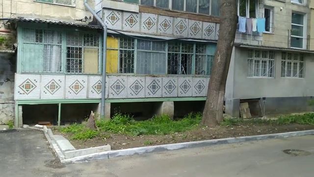 Кишинёв. Двор по ул. Теодорович 17 смотреть онлайн