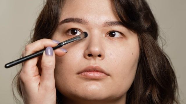 Как замаскировать темные круги под глазами и подобрать свой идеальный оттенок кремового консилера? смотреть онлайн