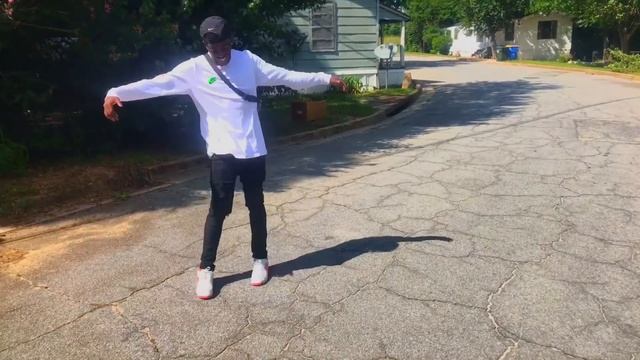 Unghetto Mathieu - Plastic [Official Dance Video] смотреть онлайн