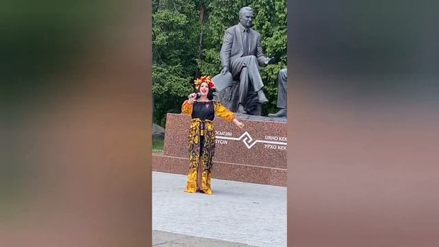 Песня "Сияй" ✨️ в исполнении Венеры Алиевой , слова Венера Алиева ,музыка Эрнест Абдыжапаров 💫 смотреть онлайн