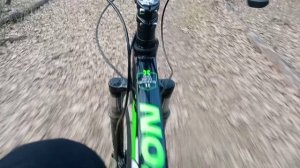 Покатушки по лесу на велосипеде