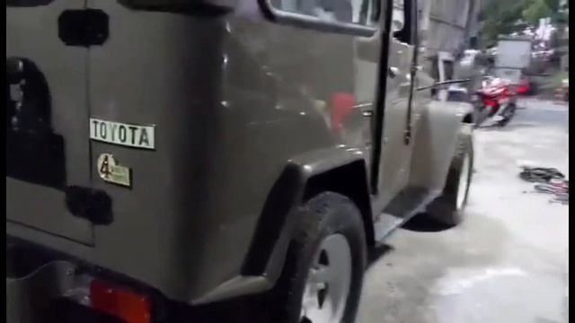 1979 Toyota Land Cruiser FJ40 Full Restoration смотреть онлайн