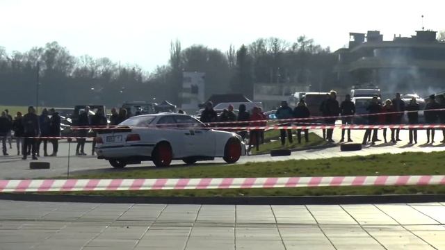 1 Królewski Winter Cup 2020 | Ł. Zawadzki / M. Zawadzka | BMW E36 325si | MotoRecords.pl смотреть онлайн