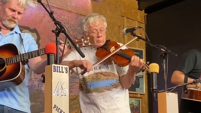 Blue Sparrow Band-Jambalaya смотреть онлайн