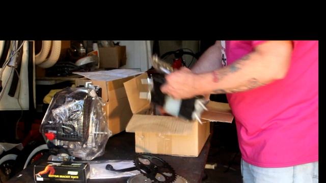 Unboxing 7G 4 Stroke Motorized Bicycle Motor Kit смотреть онлайн