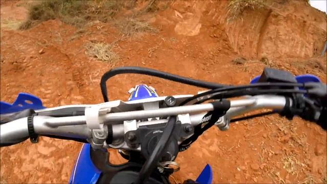 Yamaha TTR 125 - Trilha, Morro & Saltos no Valão - Tebas MG смотреть онлайн