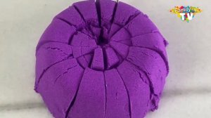 Кинетический песок —  веселая игра - нарезаем формочки с кинетическим песком