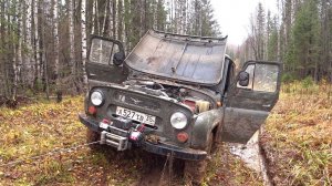 "Один в тайгу" Бросил машину в лесу.Иду пешком.