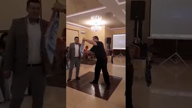 Ресторан "Карагай": фокусник смотреть онлайн