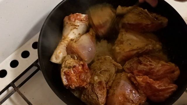 Курица в сливочном соусе смотреть онлайн