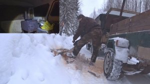 В зимний лес за МЕТАЛЛОЛОМОМ! Пытаюсь поймать хариуса. Заночевал в машине.