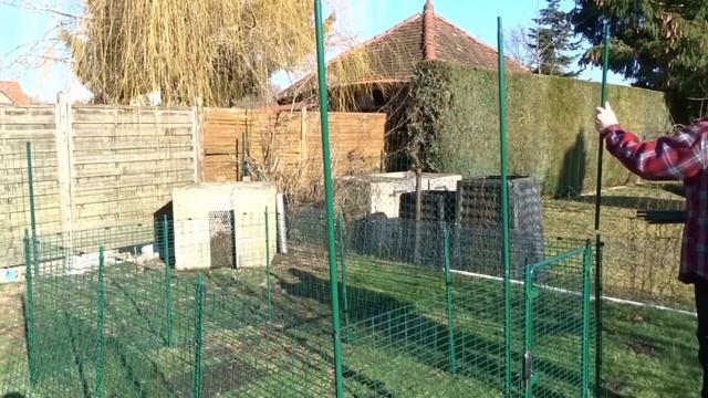 Montage du grand enclos Omlet. Pour poules, chats, chiens, lapins... смотреть онлайн