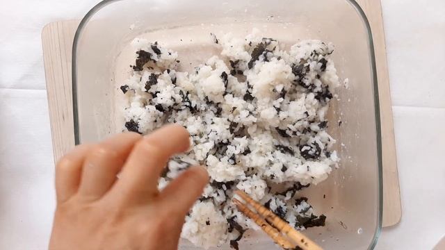 주먹밥(JuMeokBab), рисові кульки. Коли не маєте апетиту :) смотреть онлайн