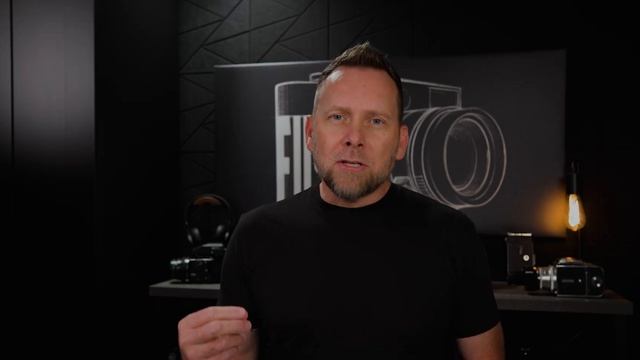 Fujifilm X100V в 2025 году • СТОИТ того чтобы её КУПИТЬ!