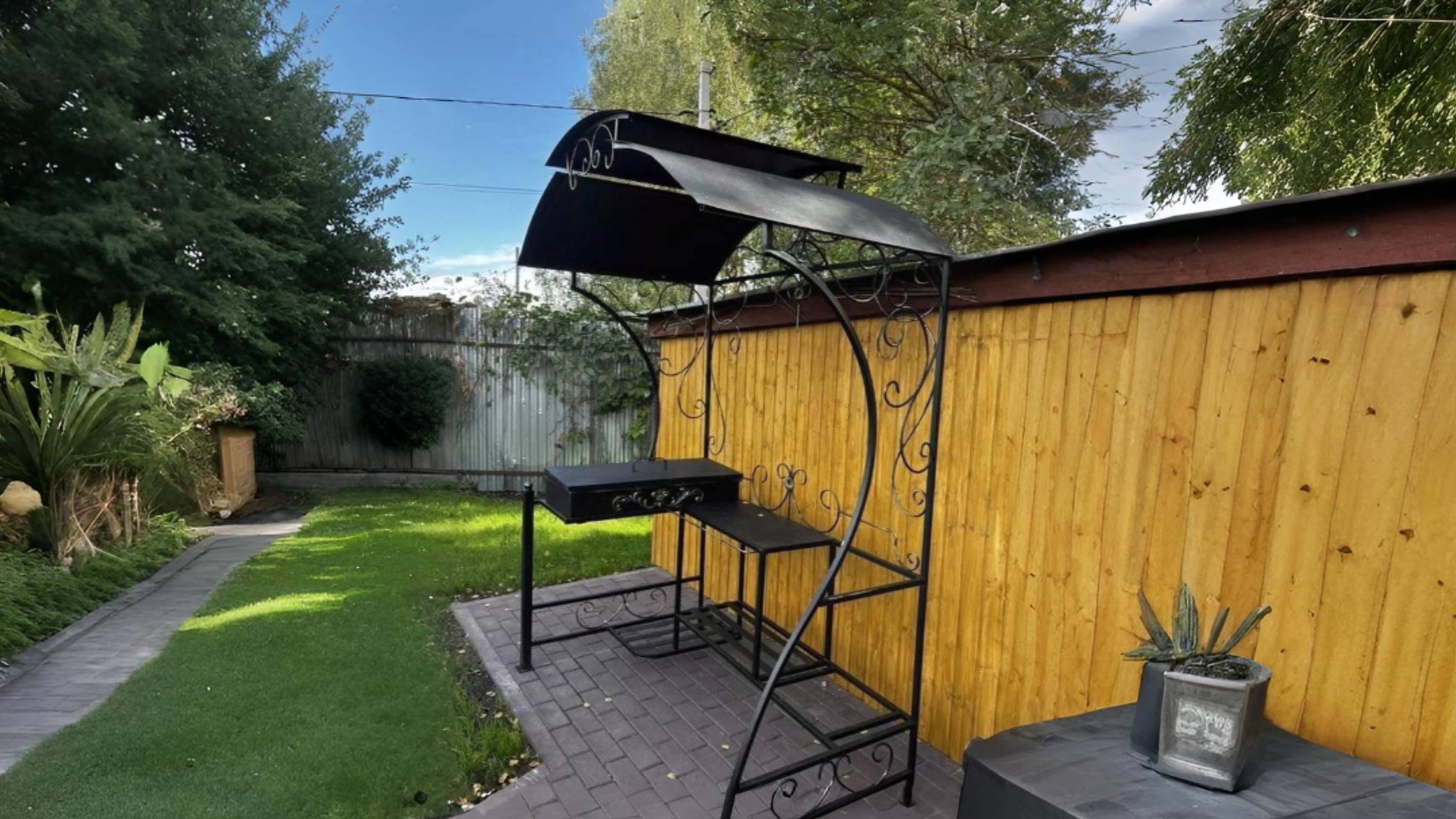 Кованый мангал "Итальянец" по т.84957644402 или mos-mangal.ru/?p=12654
⠀ смотреть онлайн