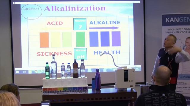 Dr. Kaz Kangen water demonstration /Демонстрация на Канген вода от Доктор Каз смотреть онлайн