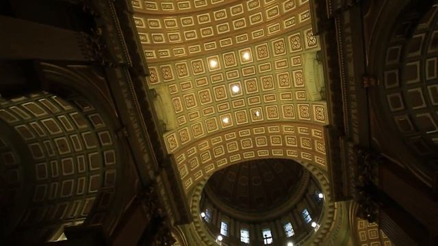 sigma 10-20 mm f 3.5 (Cathedrale) смотреть онлайн