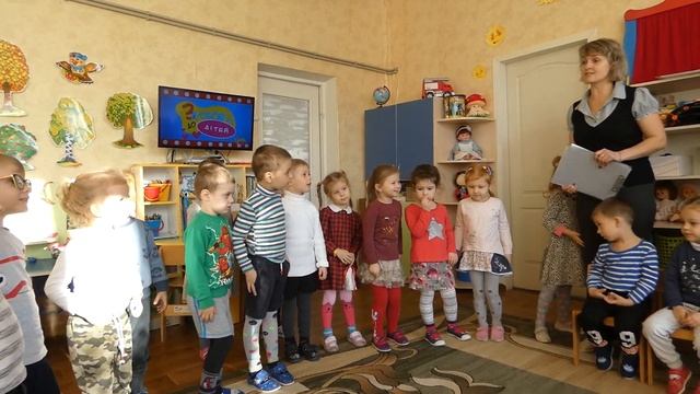 Інтегроване заняття "Вітаміни - наші помічники". Конспект заняття смотреть онлайн