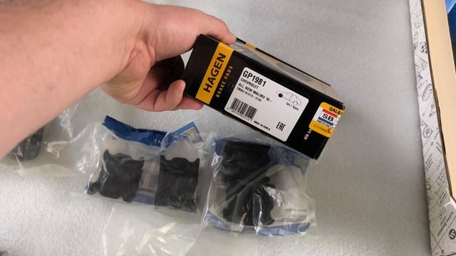 Радиатор Chevrolet Malibu 1.5t. Задние амортизаторы, стойки и втулки стабилизатора в круг. Запчасти