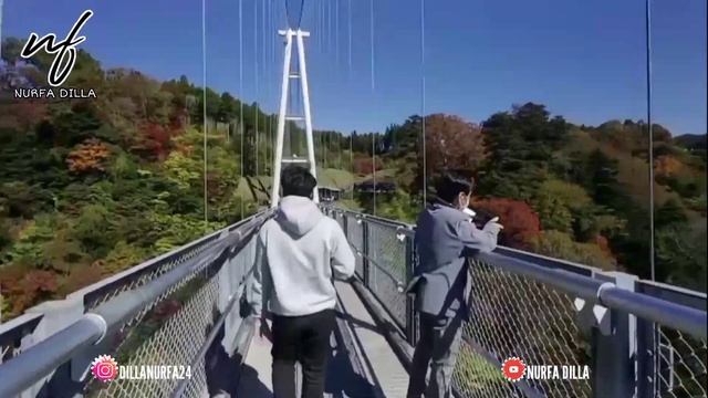 Momijian di KOKONOE YUME OTSURIHASHI in OITA,JAPAN смотреть онлайн