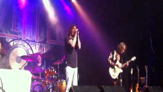 Hats Off To Led Zeppelin - Kashmir B-O-S 27/04/2013 смотреть онлайн