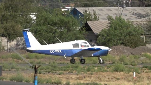 Piper PA-28-140 Cherokee Taking off From Tobalaba Aerodrome смотреть онлайн