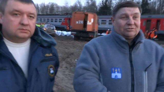 Столкновение фуры и электрички смотреть онлайн