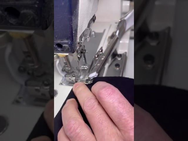 JATI JT-588D-02BBx356 - Плоскошовная промышленная швейная машина с окантовочной платформой смотреть онлайн