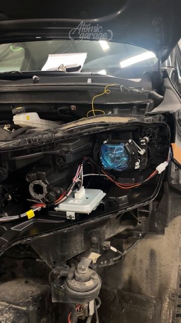 KIA Carnival 4. Установка светодиодных, прямоугольных линз Viper Performance смотреть онлайн