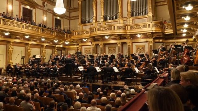 Брамс - Венгерский танец № 5 | Марис Янсонс | СО Баварского радио смотреть онлайн