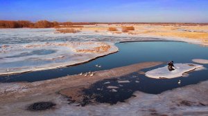 Как мы "Весело" сезон закрывали! Уазик разулся в лесу. Весенняя рыбалка по последнему льду