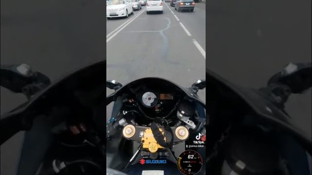 Երևանի Ճանապարհներին Մոտոցիկլետով🤙 смотреть онлайн