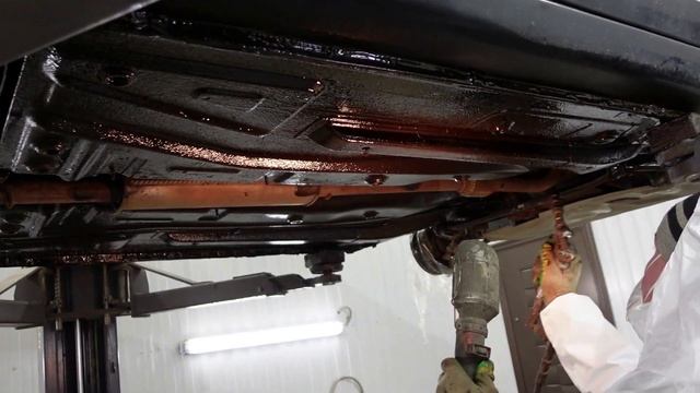 Антикоррозионная обработка Lada Granta материалами Dinitrol