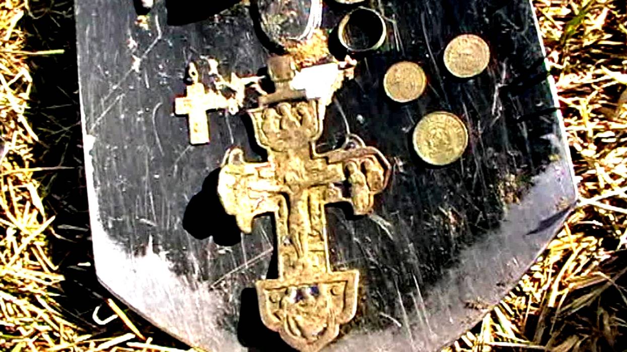 Нечестивая троица.Редкий крест. смотреть онлайн