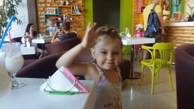 Любимое лакомство - молочный коктейль(coffeelaktika)1 смотреть онлайн