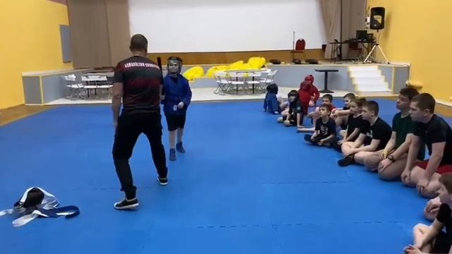 Клуб "Спорт и выживание" и клуб "ТАЙФУН" тренировка смотреть онлайн