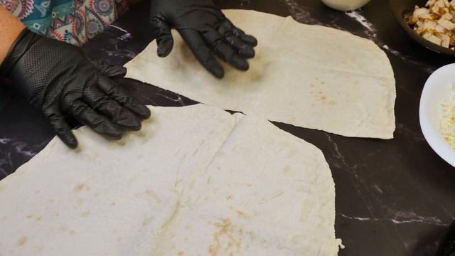 Шаурма как в ларьке! Весь секрет в соусе! Нежная сочная шаурма дома! Донер кебаб у вас на кухне!