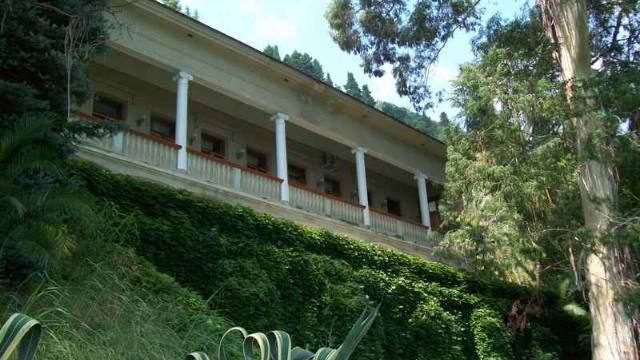 Новоафонская дача Сталина (Госдача), часть 2 «Ласточкино гнездо» смотреть онлайн