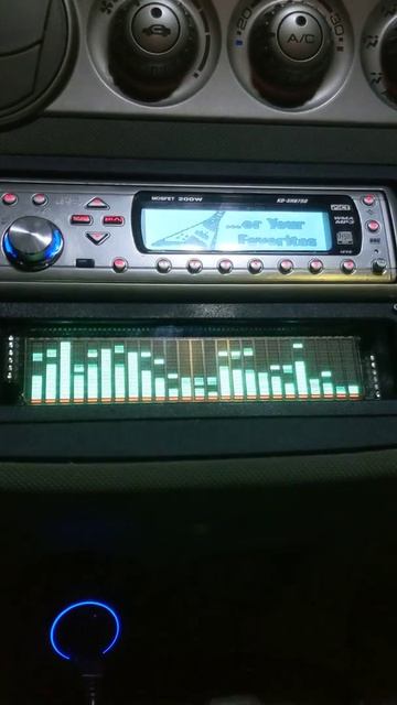 Vacuum fluorescent display spectrum analyzer in car смотреть онлайн