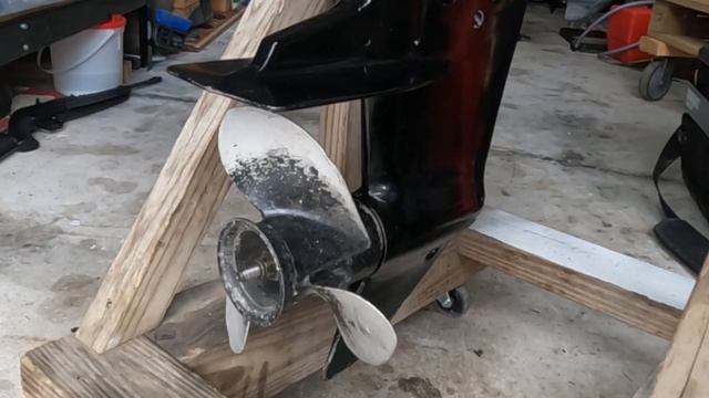 Using two motors to make one. Working on Mercury 15 hps смотреть онлайн