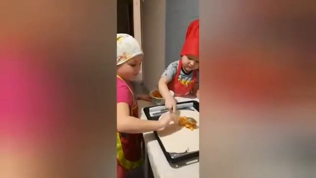 приготовление Кулебяки смотреть онлайн